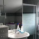 דירה Fuer Fuenf Personen Mit Balkon By Interhome ווינייראץ