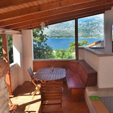Appartement Fuer Fuenf Personen Mit Balkon By Interhome